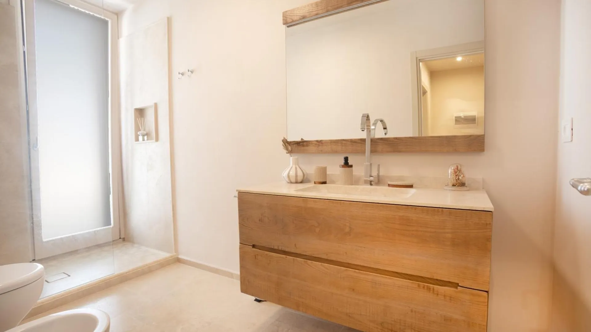 Lacona Cocoon Vila
